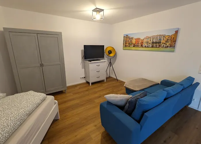 Modernes 1- Zimmer- Apartment Am Fusse Des Hohenstaufen